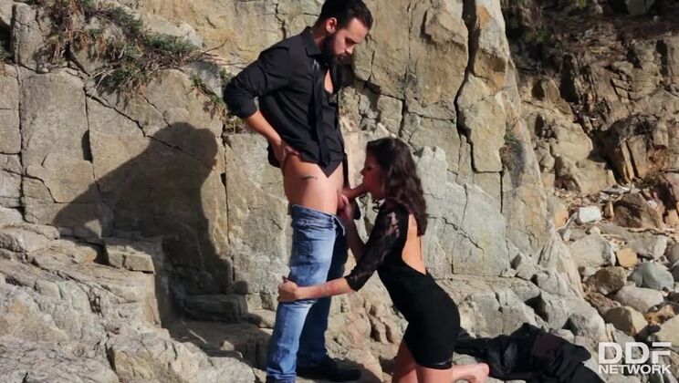 Hot Russian Verona Sky Sucks Cock Under the Sun