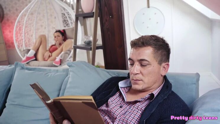 Cheeky Cindy Shine Needs To Squirt In Czech Fuck