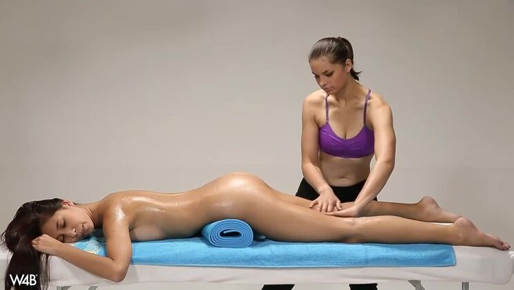 [Watch4Beauty] - Lesbian Seduction: Paula Shy’s Massage Fantasy - Christy Charming