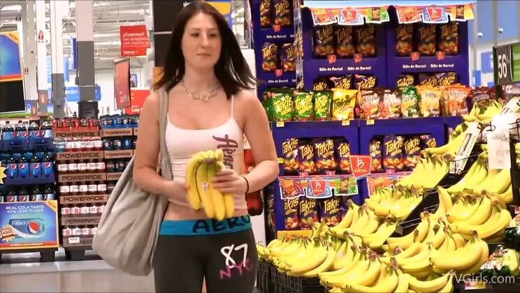 Veronika's Nudist Solo - Exploring Her Sexuality