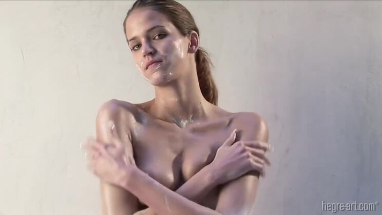 [Hegre] - Silvie Big Ass Czech Solo - Silvie