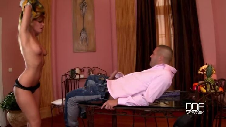 Pussy Licking and Deepthroat with Tiffany Rousso