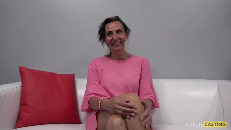 Mature European Klaudie Wants You