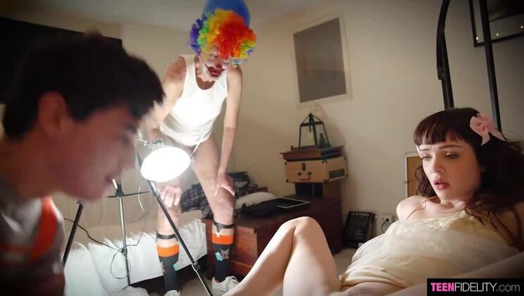 [TeenFidelity] - Brunette Aliya Brynn Shines Bright - Juan El Caballo Loco - Aliya Brynn