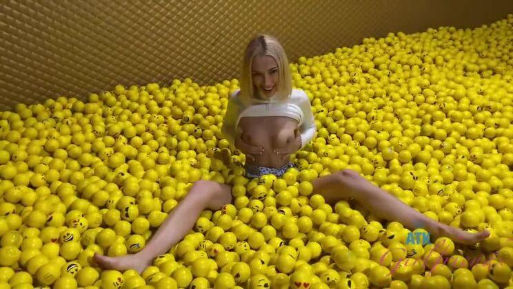 Small Tits Blonde Sky Pierce in BTS Museum