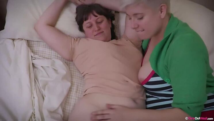 Violette & Charlee - Blonde Anal Cuddles