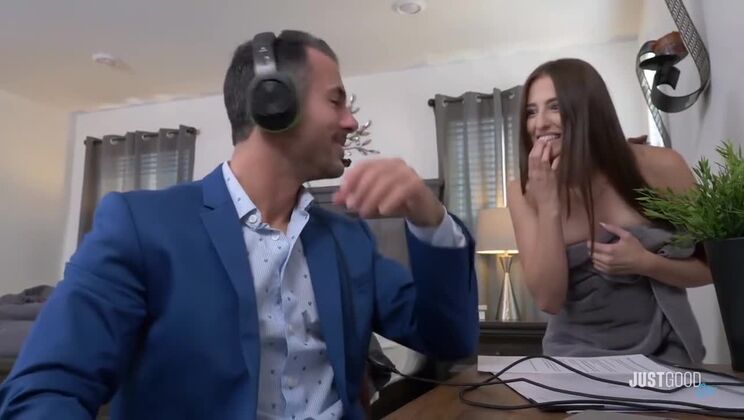 [VSex] - Aubree Valentine's Intense POV Experience with Big Dick - Aubree Valentine