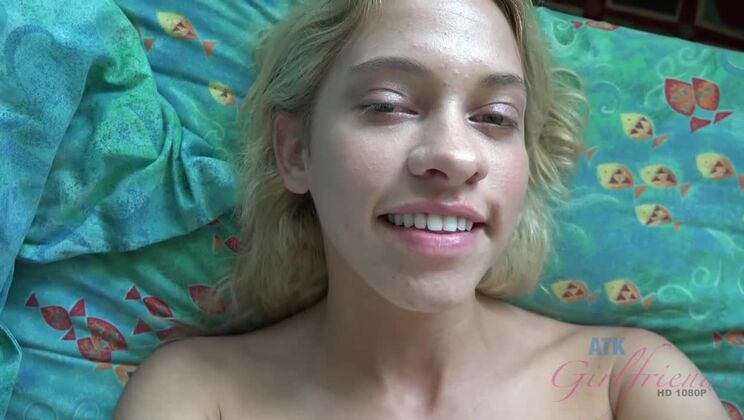 Blonde Girlfriend Khloe's Cumshot Surprise