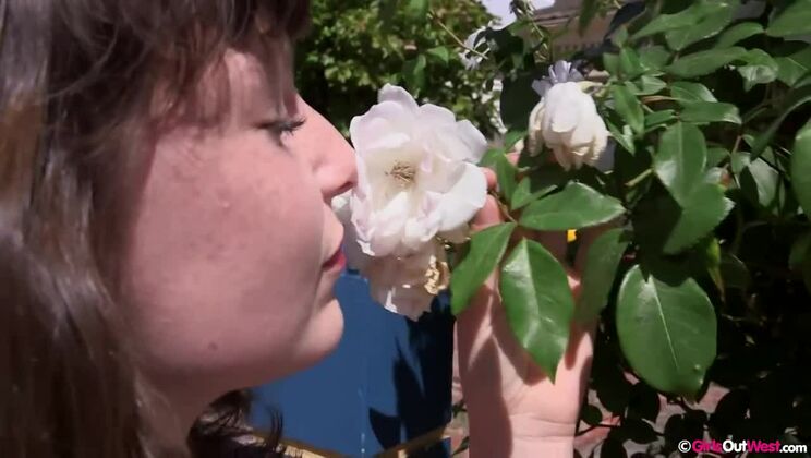 Sheryl’s rose-filled brunette pleasure session