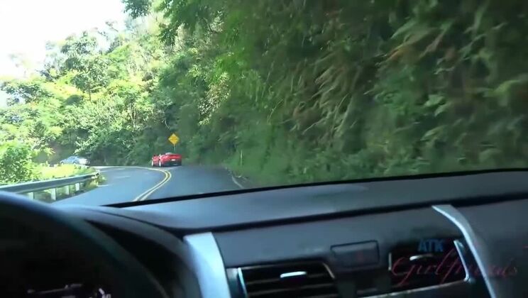 Girlfriend Sydney Cole in a Fetish Beach Adventure