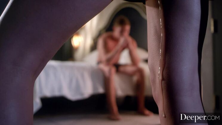 [Deeper] - Blonde Bombshell Riley Steele Gets Dirty - Oliver Flynn - Riley Steele