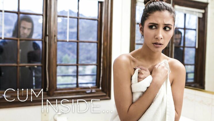 Deepthroat and Masturbation with Gianna Dior