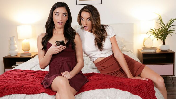 [Mommy'sGirl] - Latina Lesbians Silvia and Emily in Action