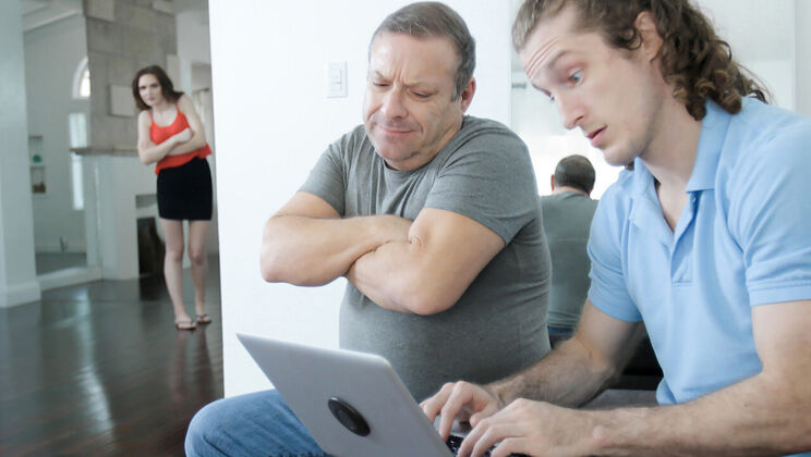 [FamilyStrokes] - Dads Little Secret Fuck - Brick Danger - Kelsey Kage