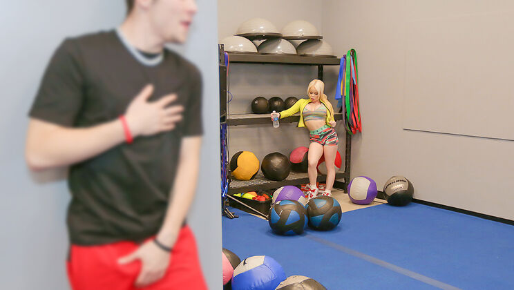 [MYLF] - Nikki Delano's Free MILF Massage - Connor Kennedy - Nikki Delano