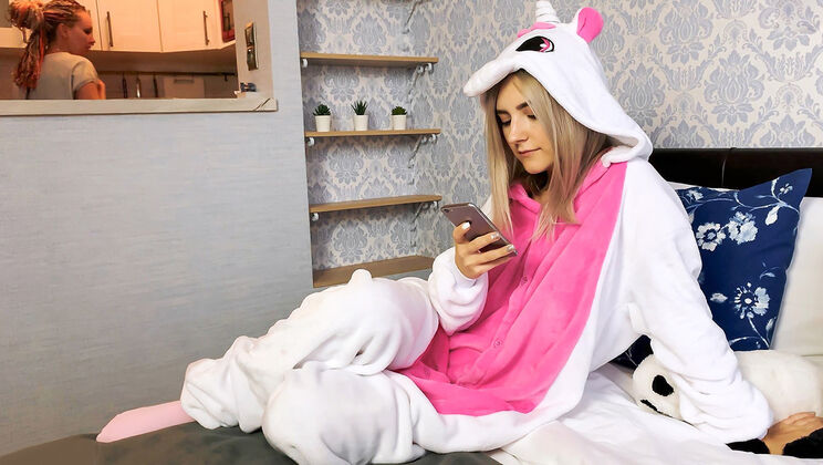 [TeamSkeetXSeries] - Mom Should Stay in the Dark - Eva Elfie - Adam Ocelot