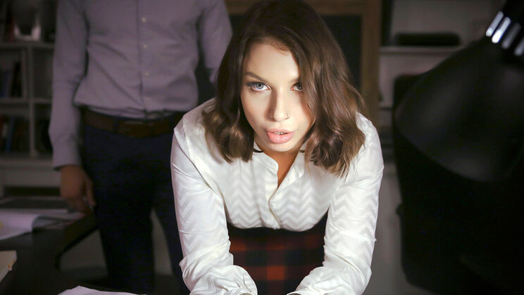 [MYLF] - Damon Dice Pounds Ivy Lebelle's Demands