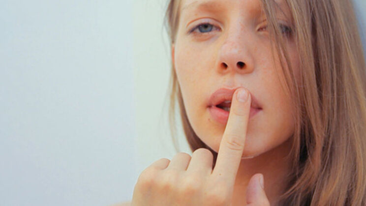 [WowGirls] - Horny Gloria Alone - Gloria