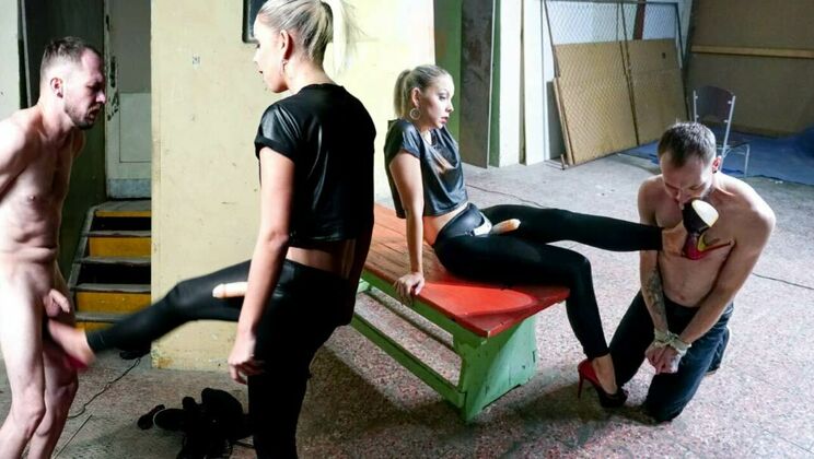 [Submissed] - Julia Parker's Femdom Toy Play - Julia Parker