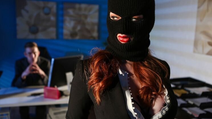 Zara DuRose's Big Tits Bounce in Cowgirl Position