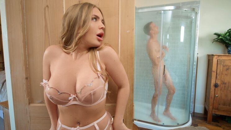 [Brazzers] - Skinny Ballerina Fucked Hard in the Bathroom - Alessandra Jane - Danny D