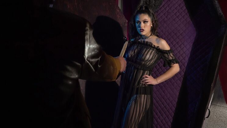 [Brazzers] - Kendra Spade's Tattooed Temptation