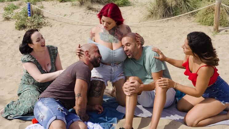 [MonsterCurves] - Loaded with Pleasure