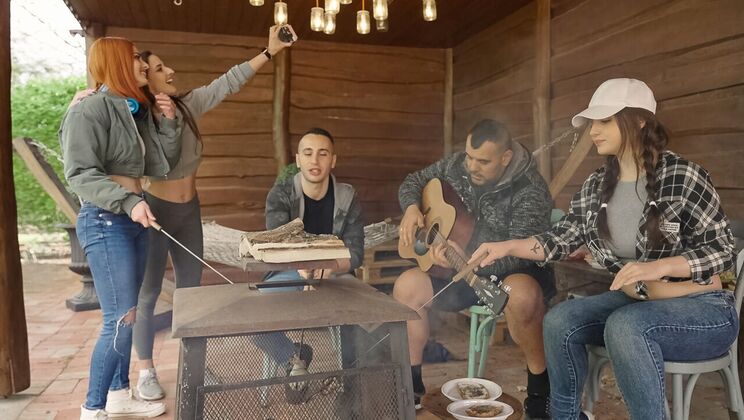 [SneakySex] - Mina's Pussy Licking Session - Raul Costa - Mina Von D