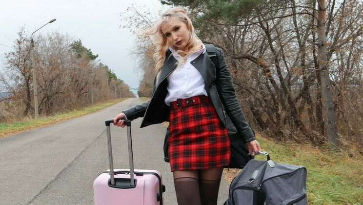 [StrandedTeens] - Teen Oral and Vaginal Sex - Stacy Starando - Alan Freeman