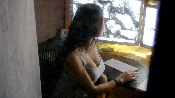 Busty Beauty Rides Reverse