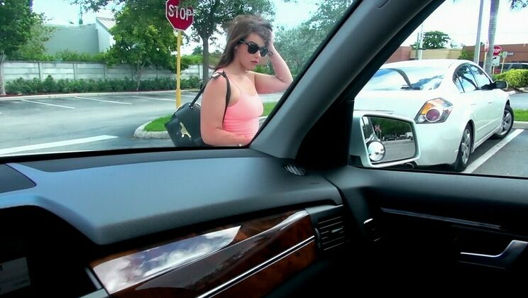 [PublicPickups] - Outdoor Fuck with Curvy Callie - Bruno Dickens - Callie Haze