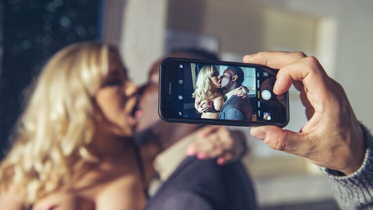 [FakeHubOriginals] - Big Cock Meets Medium Tits - Karlie Simon - Antonio Black - Marc Kaye