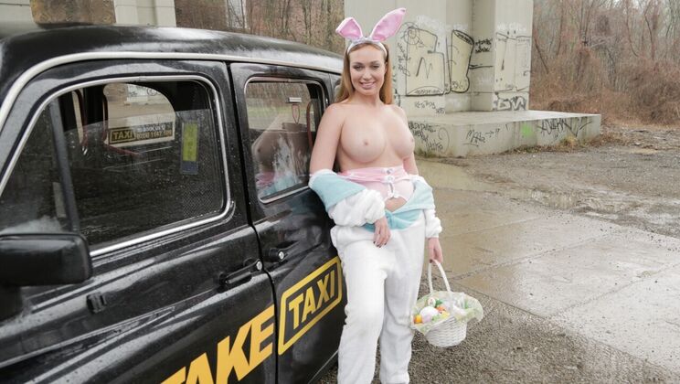 Easter Bunny Fucks Liza Billberry in Doggystyle