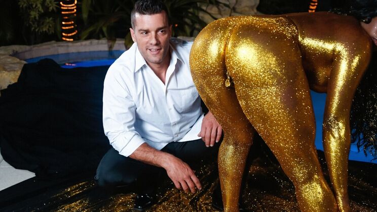 Facial Cumshot on Rylee Foxxx's Face