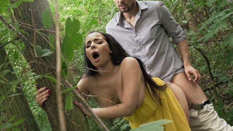 [DaneJones] - Outdoor Blowjob in a Short Dress - Kristof Cale - Sophia Laure