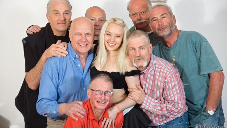 [Oldje] - Masturbation Leads to Gangbang - John - Ben - Lolita Taylor - Hugo - Nico - Donny