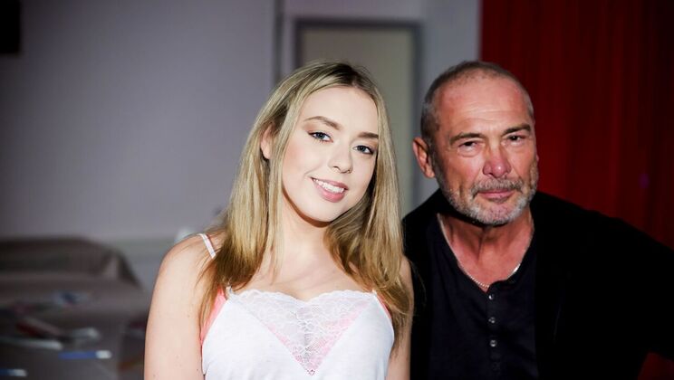 [Oldje] - Pussy and Kissing Galore - Danielle Soul - Nico