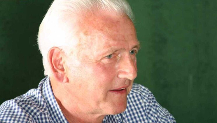 [Oldje] - Barry's Brunette Babe - Kate - Barry