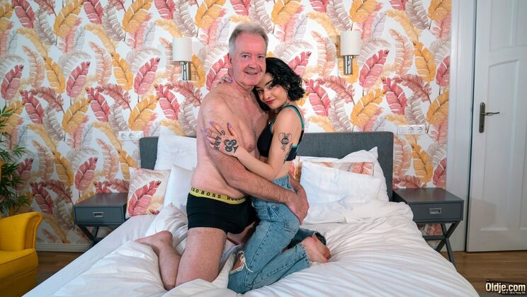 [Oldje] - Boris's Big Cock Blowjob - Boris - Crystal Cherry