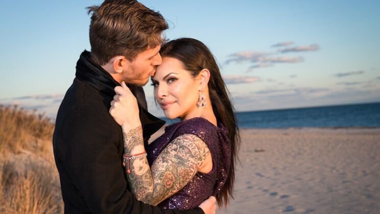 [TransSensual] - TS Foxxy's Rough Shemale Encounter - TS Foxxy