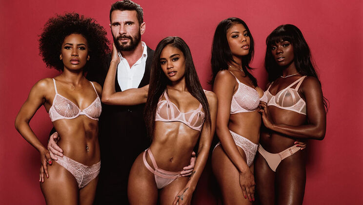 [Deeper] - Ebony Orgy: A Feast for the Eyes - Demi Sutra - Ana Foxxx - Nia Nacci - Manuel Ferrara - Scarlit Scandal