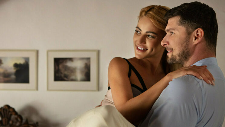 Kristof Cale and Cherry Kiss's Creampie Fun