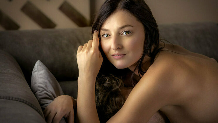 [SexArt] - Katy Rose's Striptease for Michael Fly - Katy Rose - Michael Fly