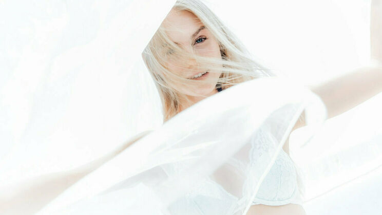 [SexArt] - Melody Petite's Mykonos Sex Escapade