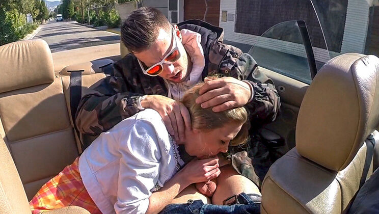 Spanish Seductress Lolly's Public Blowjob