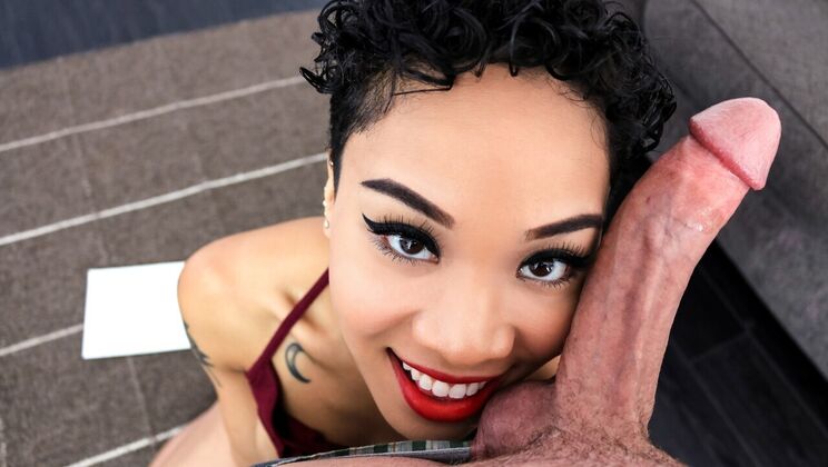 Bad Boyfriend Gets a Blowjob from Asian Honey