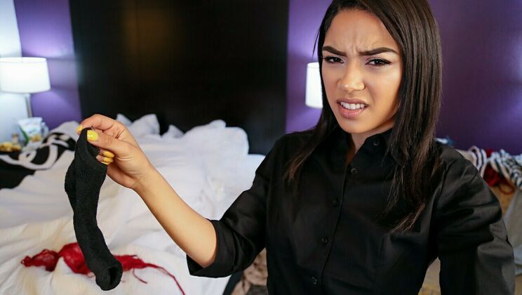 [IKnowThatGirl] -  Maid POV: Sleeping Couple Found 