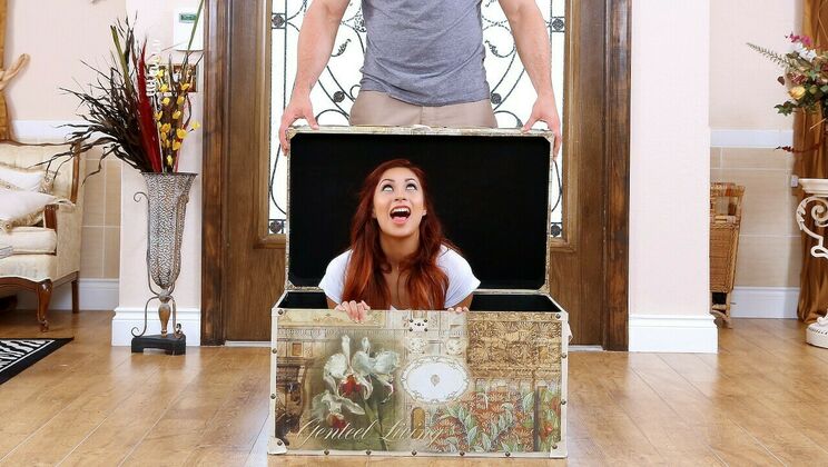 Latina's Deepthroat and Facial Cumshot