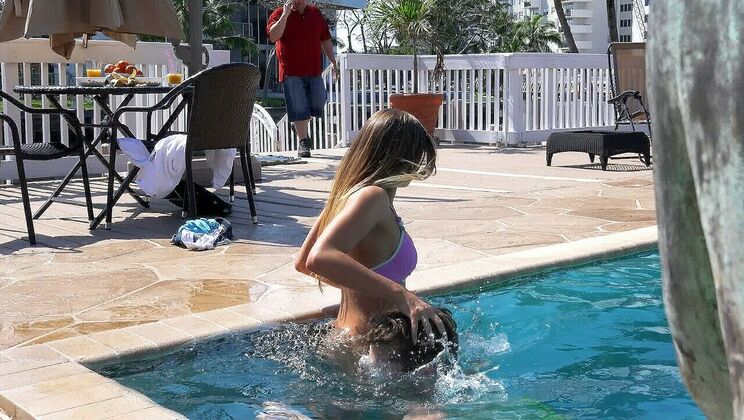 Sydney Cole Amateur Sex in POV