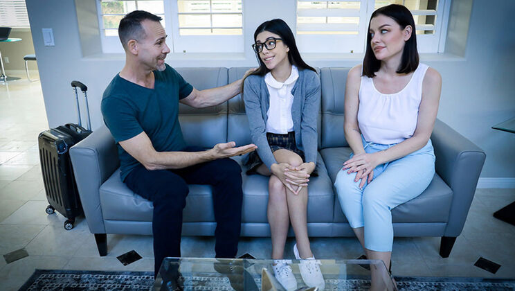 [FosterTapes] - Casual Wear and Lingerie: Foster Family's Sexy Affair - Filthy Rich - Harmony Wonder - Sovereign Syre